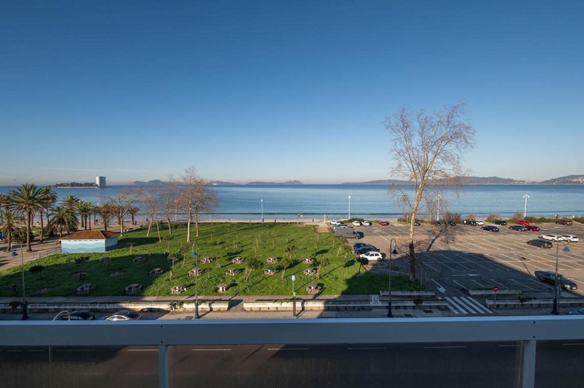 Primera Linea De Playa Samil Costa Con Garaje Incluido Vigo Dış mekan fotoğraf