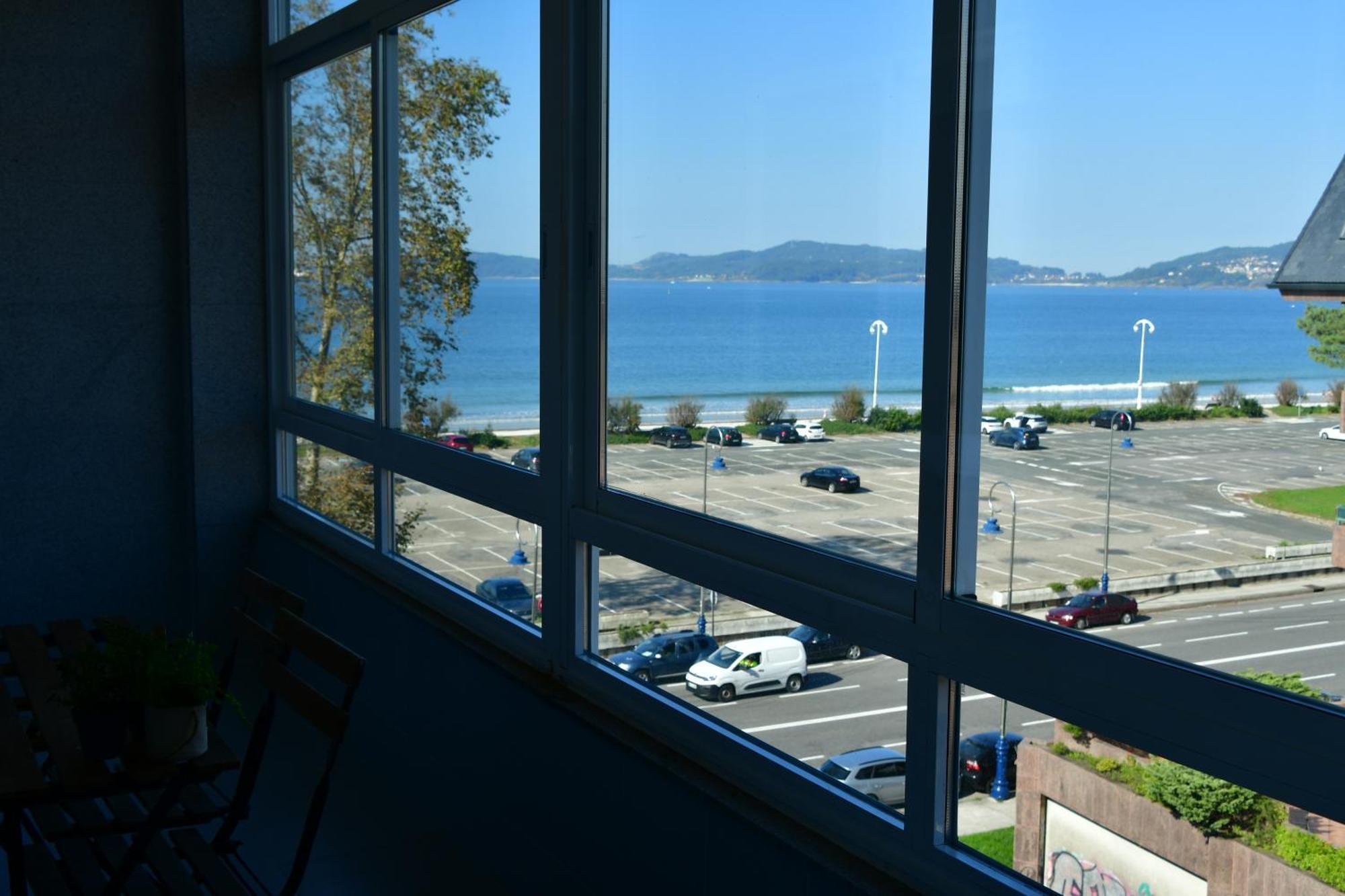 Primera Linea De Playa Samil Costa Con Garaje Incluido Vigo Dış mekan fotoğraf