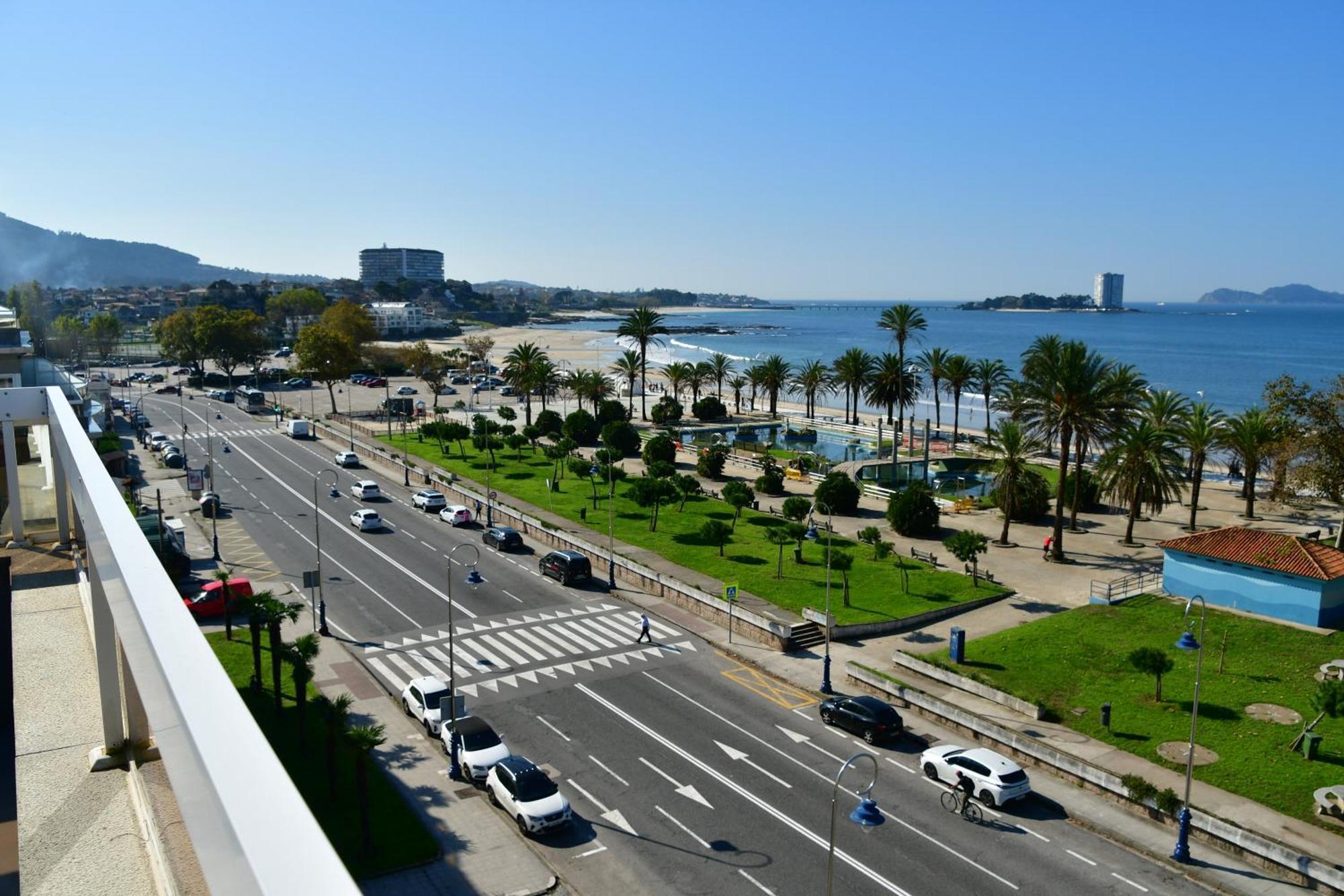 Primera Linea De Playa Samil Costa Con Garaje Incluido Vigo Dış mekan fotoğraf